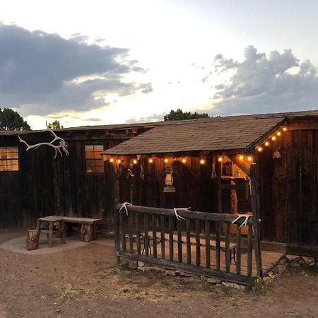 Double G Ranch & Guestlodge Montrose Exterior photo